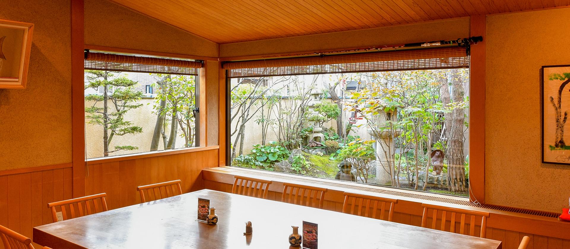 旬のお寿司と和食を寛ぎの空間で味わう穏やかな至福の時。