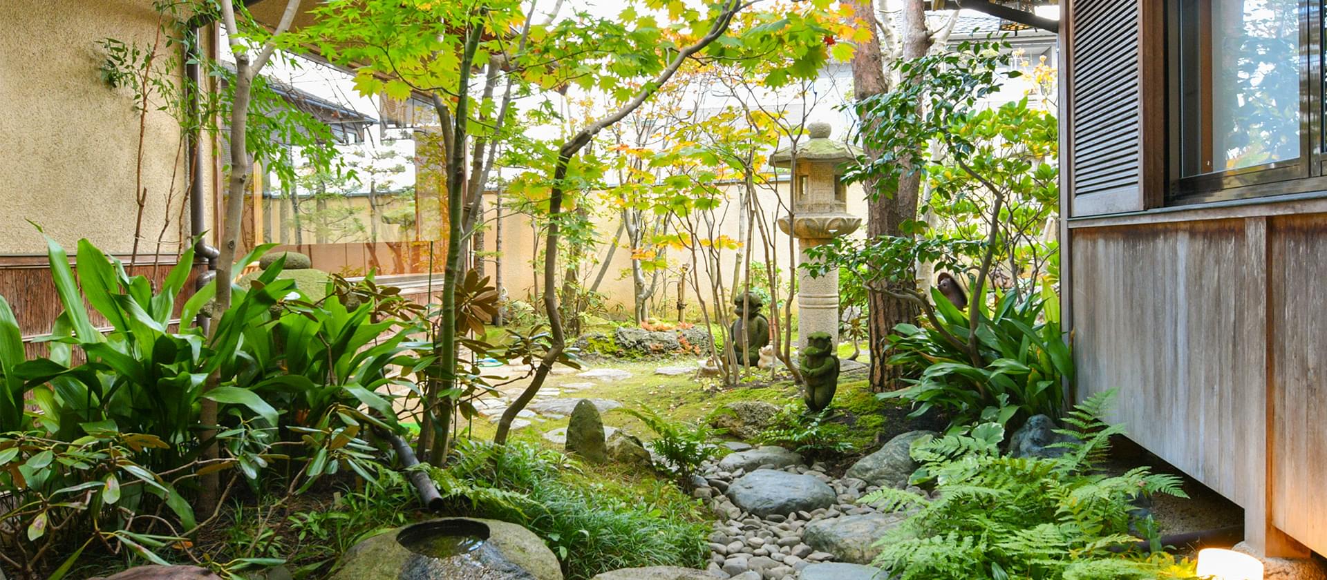 旬のお寿司と和食を寛ぎの空間で味わう穏やかな至福の時。